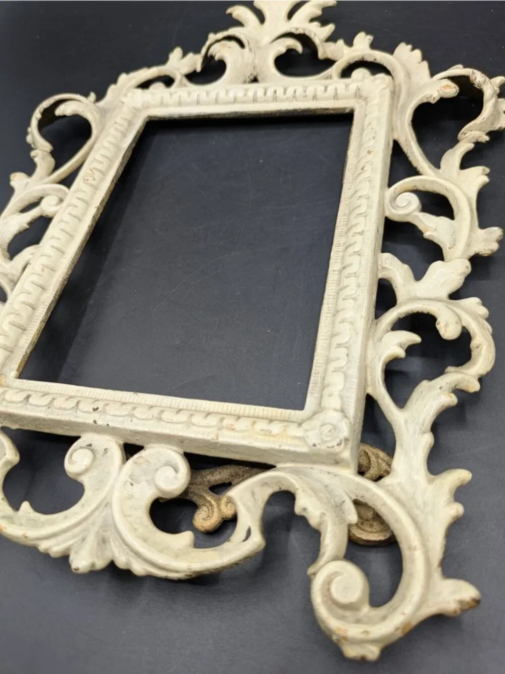 Antique Victorian Painted Cast Iron Ornate Metal Picture Frame Easel Back 4x6